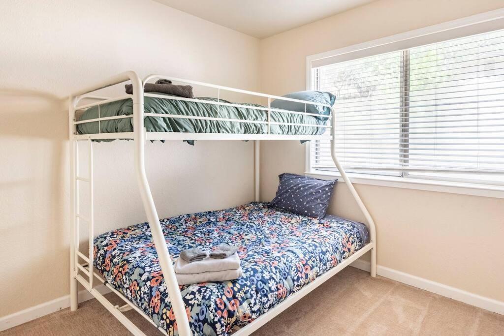 Murphys Wine Country Getaway Extérieur photo